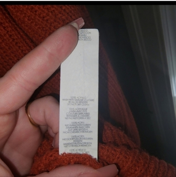 💋5/20 Boohoo sweater 24 - Picture 3 of 5